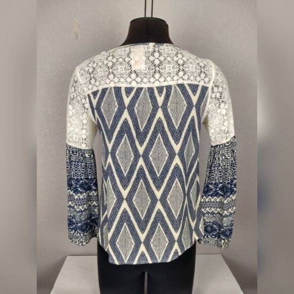 Flying Tomato lace bell sleeve boho top Small - Picture 2 of 10